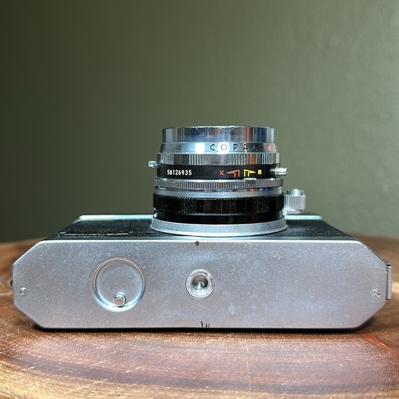 PETRI 1.9 Color Corrected Super Camera w/ Aux Lens Set & Original Case - Working - Picture 9 of 16